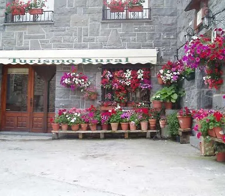 Casa Herrero * Oto